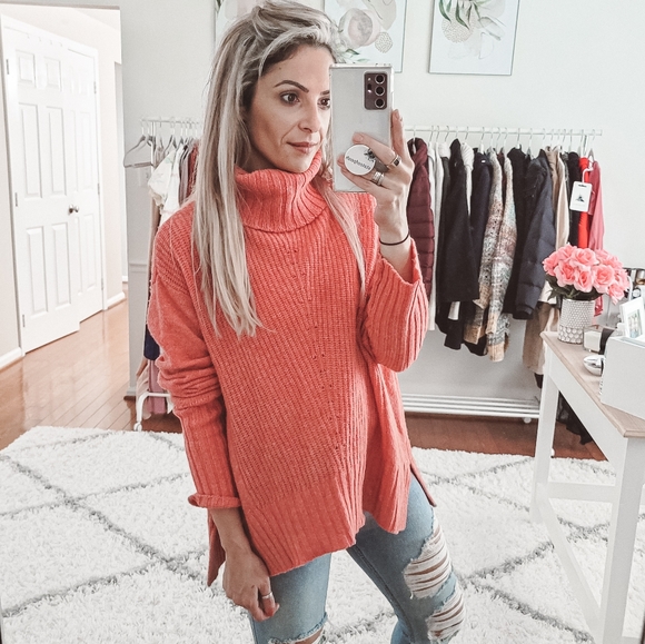 Anthropologie Sweaters - Anthropologie Moth burnt orange turtleneck sweater